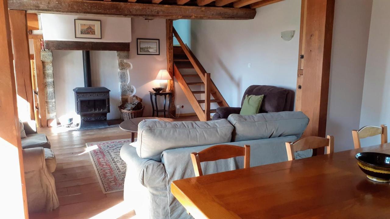 Private Farmhouse For Six In The Countryside Saint-Pierre-sur-Orthe Eksteriør bilde