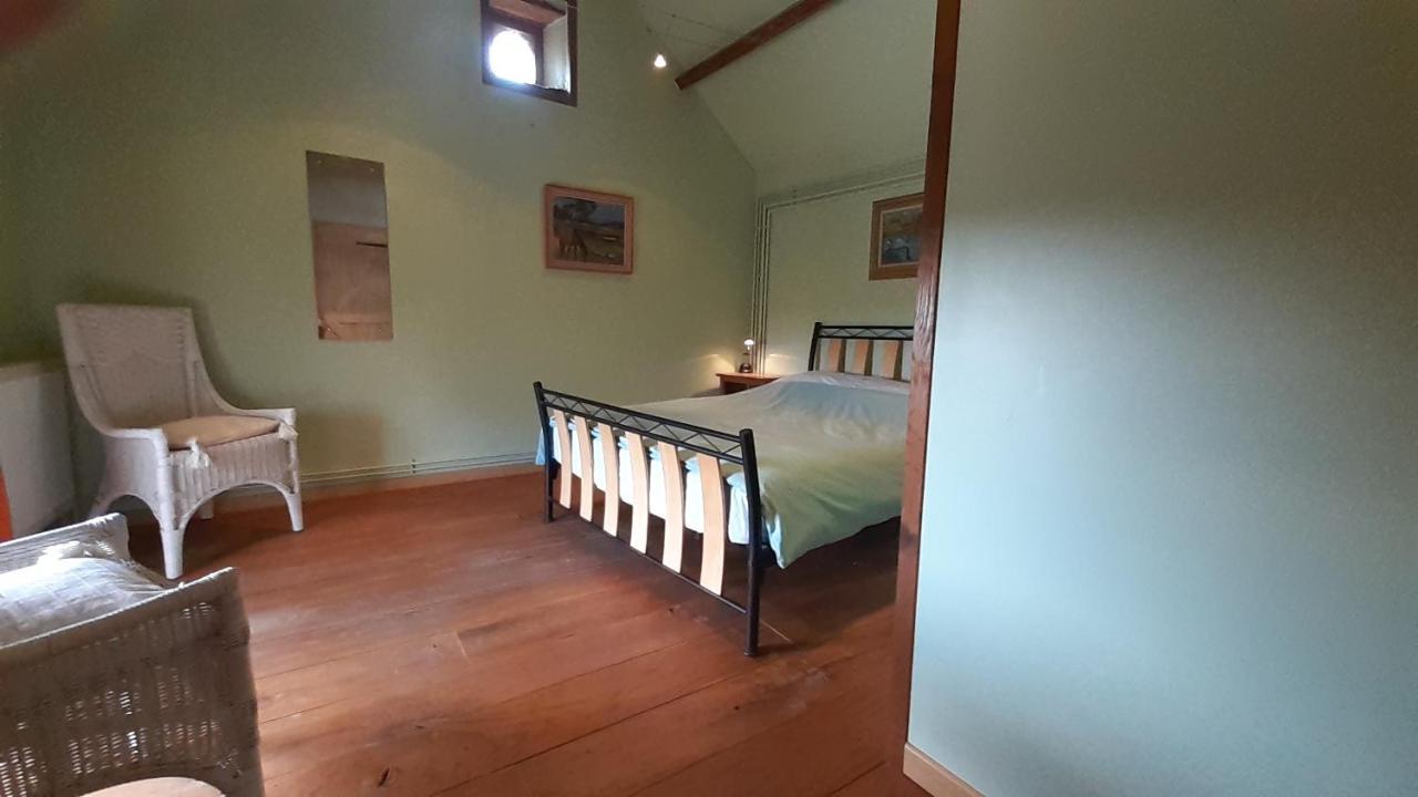 Private Farmhouse For Six In The Countryside Saint-Pierre-sur-Orthe Eksteriør bilde