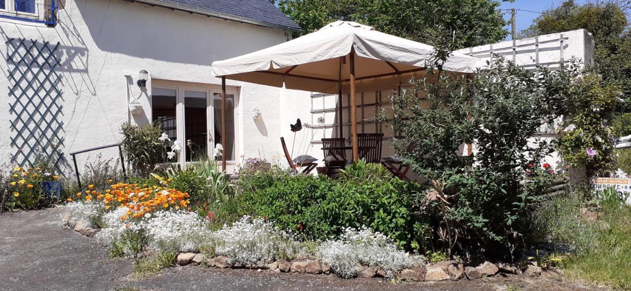Private Farmhouse For Six In The Countryside Saint-Pierre-sur-Orthe Eksteriør bilde