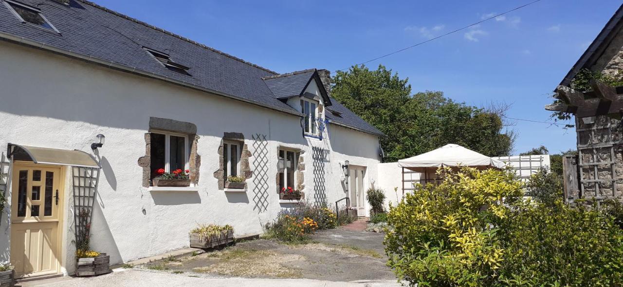 Private Farmhouse For Six In The Countryside Saint-Pierre-sur-Orthe Eksteriør bilde