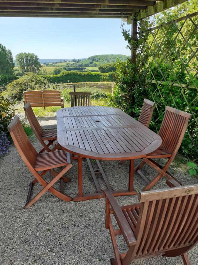 Private Farmhouse For Six In The Countryside Saint-Pierre-sur-Orthe Eksteriør bilde