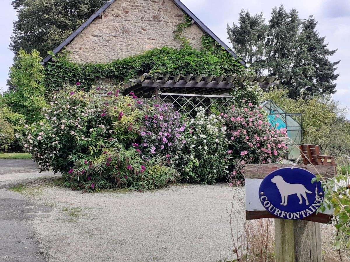 Private Farmhouse For Six In The Countryside Saint-Pierre-sur-Orthe Eksteriør bilde